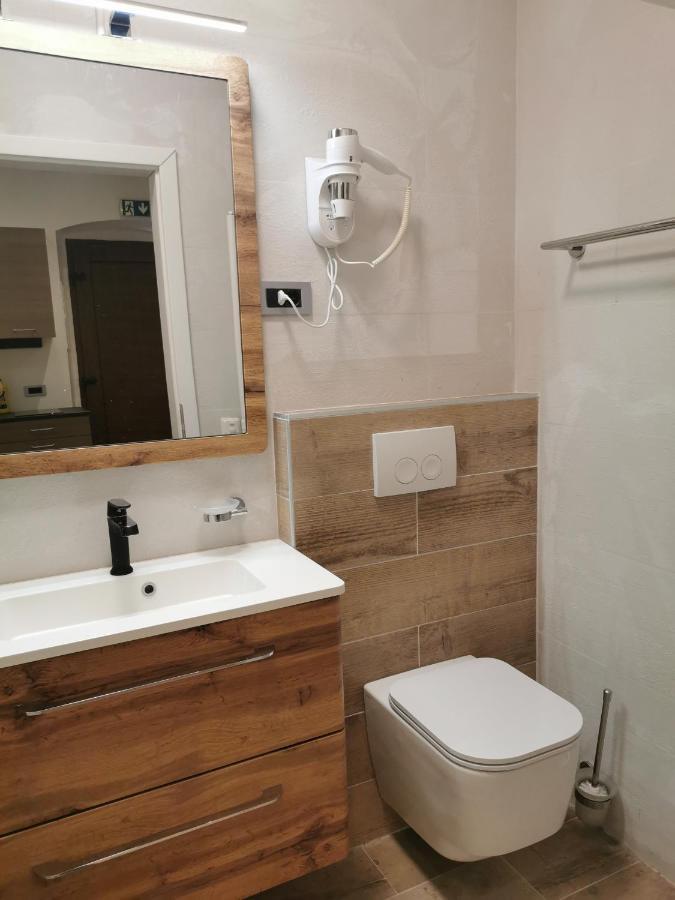 Rosa I Linda Apartmán